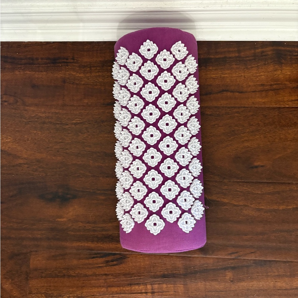 KANJO MEMORY FOAM ACUPRESSURE MAT PILLOW SET Back/Neck Relief, IN BAG - Picture 6 of 13